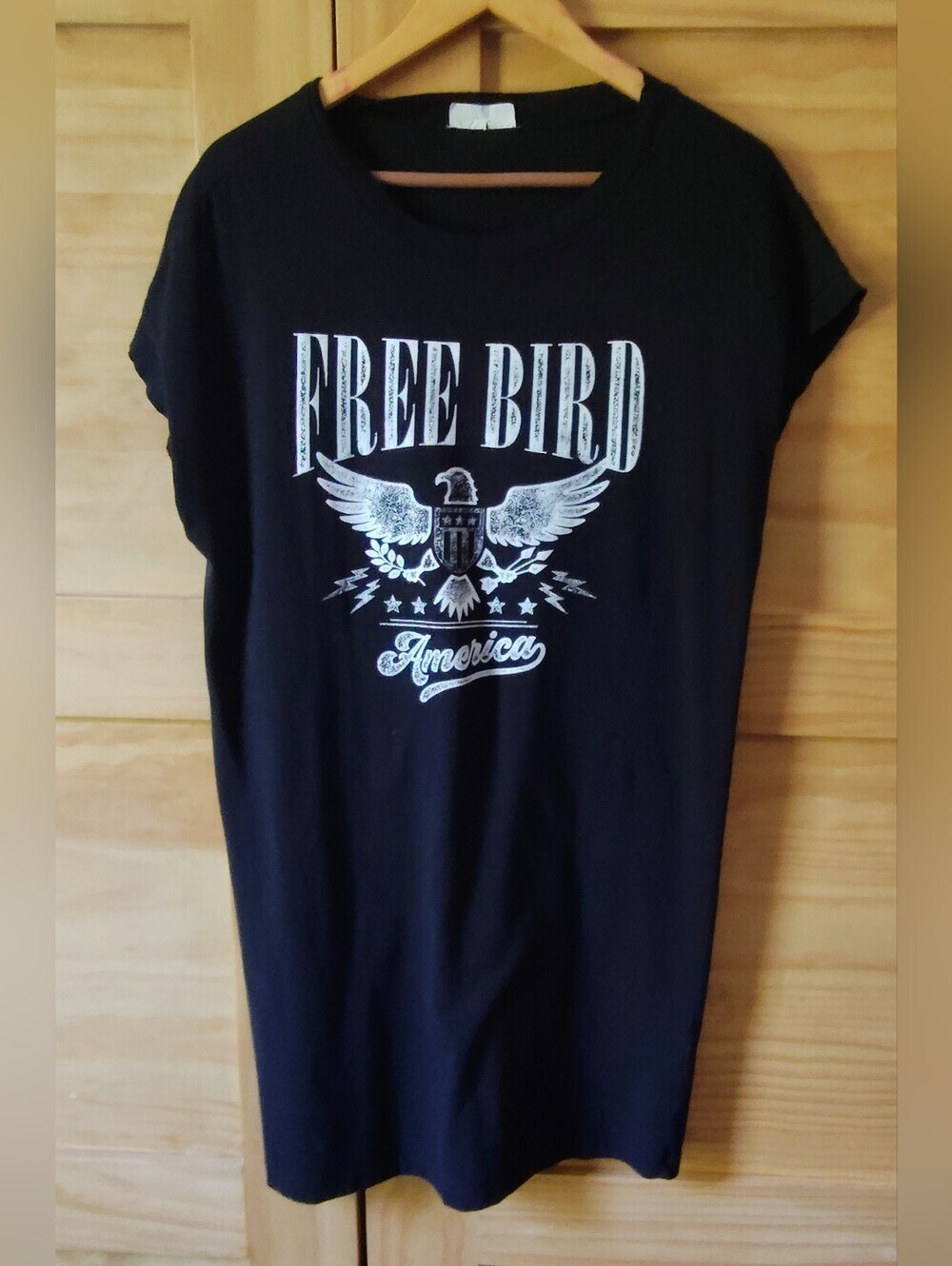 Honestee Women's Free Bird Black Graphic T-Shirt Tunic Dress | Small
